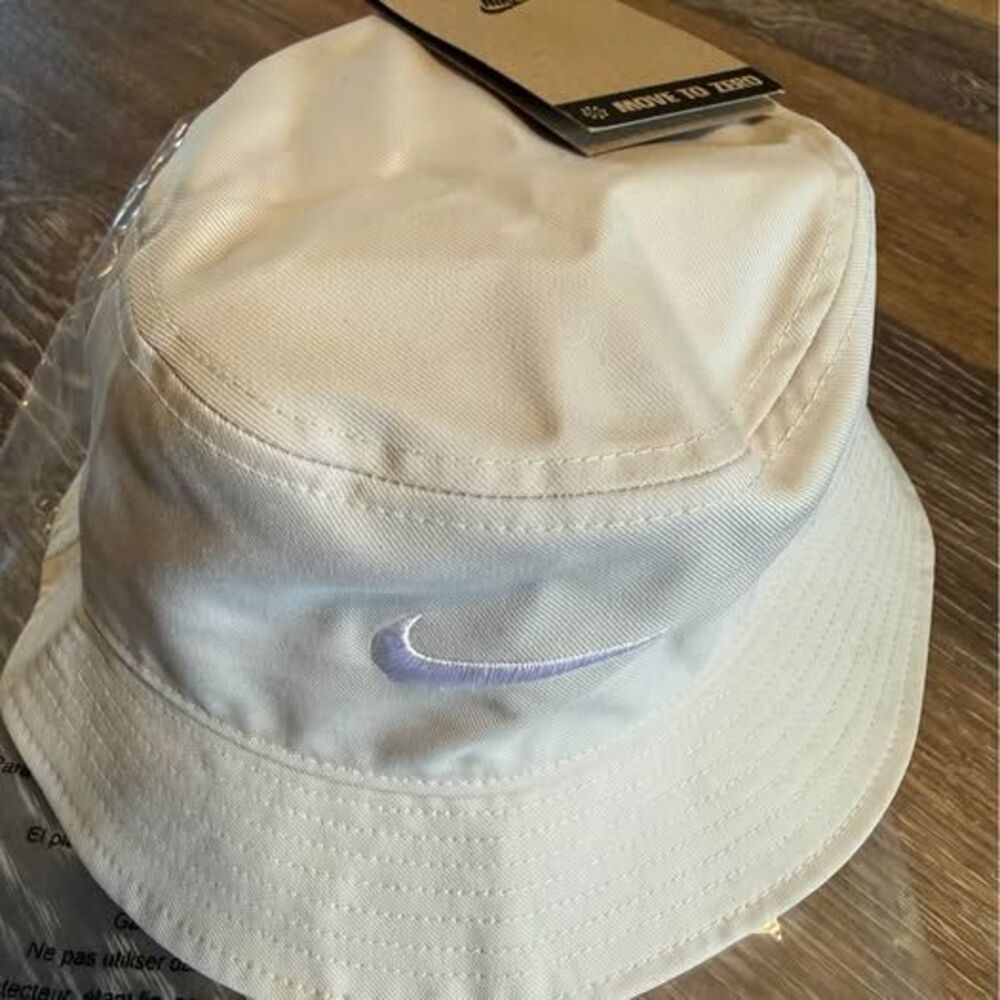 Nike Bucket Hat